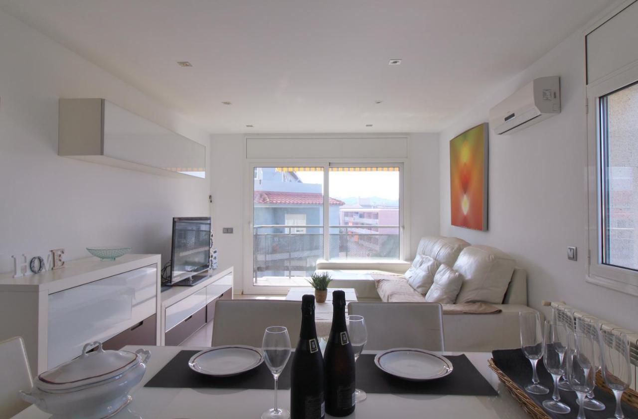Apartamento Esquinero En Palamós Εξωτερικό φωτογραφία